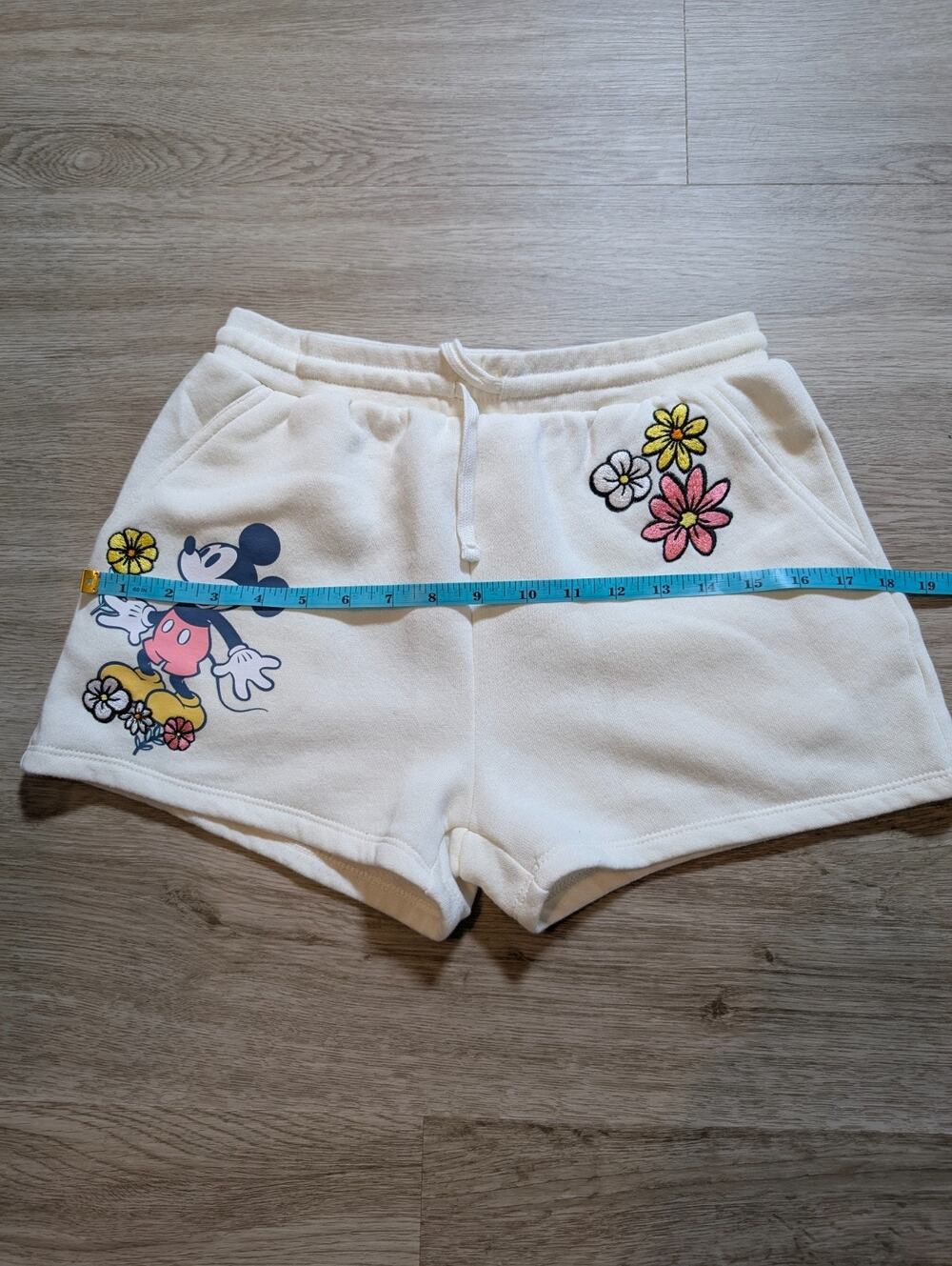 Disney Mickey Mouse Women Small White Fleece Shorts Floral Graphic Casual Lounge